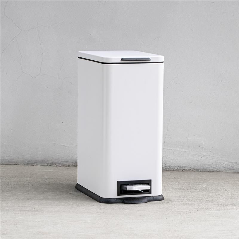 4.4 Gallon Slim Trash Can - 16.7 Liter